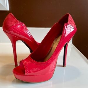 Rachel Roy heels shoe